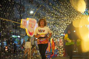 BIB: 0558
                            <button type="button" onclick="openModal(21750382)" class="btn btn-primary btn-sm float-right btn-popup" data-toggle="modal" data-target=".modal-high-quality">
                        <i class="fas fa-shopping-cart"></i> Add to Cart
                    </button>
                                            <button type="button" onclick="isThisMe(21750382, true)" class="btn btn-success btn-sm float-right btn-popup btn-isme hidden" data-toggle="tooltip" data-placement="bottom" title="นี่คือรูปของคุณใช่ไหม คลิกที่นี่เพื่อเอาเข้าอัลบั้ม">
                        <i class="fas fa-plus"></i> Add to album
                    </button>
                    <button type="button" onclick="isThisMe(21750382, false)" class="btn btn-warning btn-sm float-right btn-popup btn-isnotme hidden">
                        <i class="fas fa-ban"></i> Remove from album
                    </button>